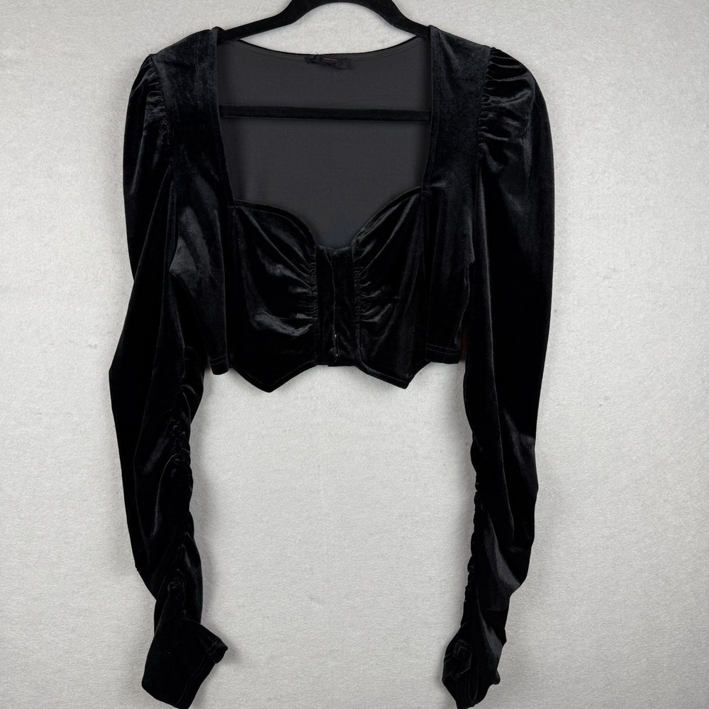 Fiestar‎ Y2K Black Cropped Velvet Top Sz L Whimsigoth Dark Romantic Fairy